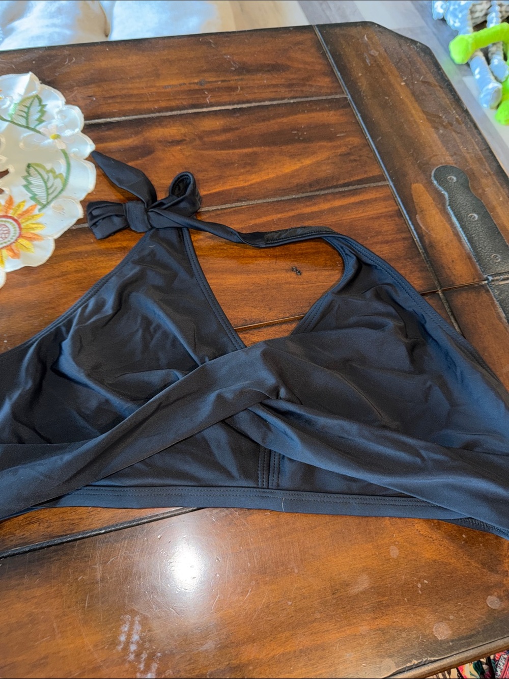 Black Women's Halter Bikini Top - Brand Unspecified
